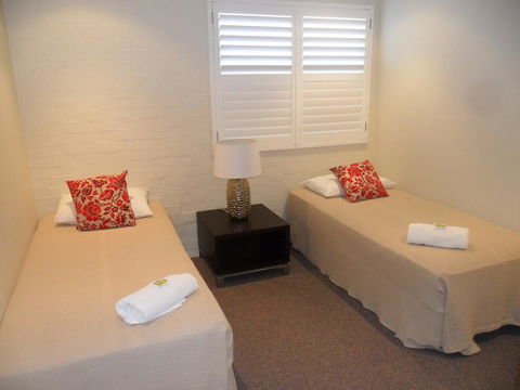 Myuna Holiday Apartments - Accommodation Cairns 36
