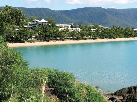 On The Beach Apartments - Accommodation Cairns 14