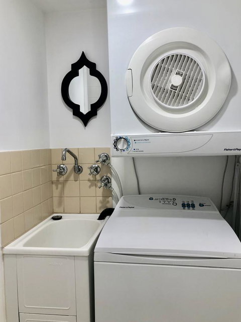 NOMAD - Luxe Apartment - Accommodation Cairns 40