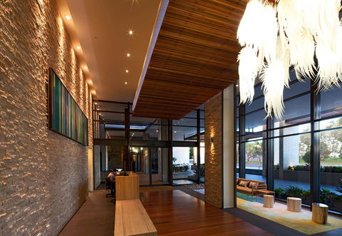 Oaks Redcliffe Mon Komo Suites - Accommodation Cairns 13