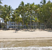 Agincourt Beachfront Apartments - Accommodation Cairns