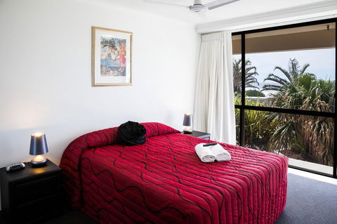 Coolum Caprice - Accommodation Cairns 10