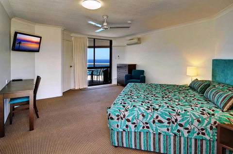 Coolum Caprice - Accommodation Cairns 33