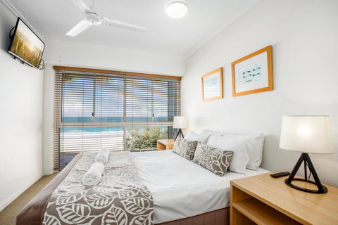 Rolling Surf Resort - Accommodation Cairns 12