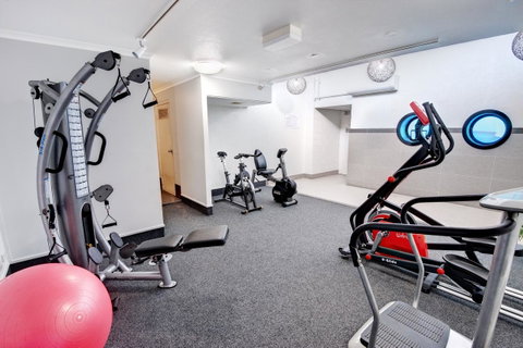 Rolling Surf Resort - Accommodation Cairns 32