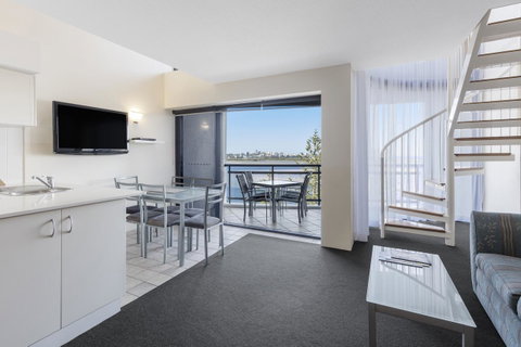 Ramada Resort By Wyndham Golden Beach - Accommodation Cairns 10