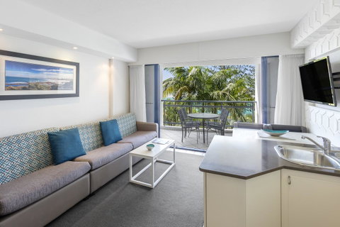 Ramada Resort By Wyndham Golden Beach - Accommodation Cairns 23