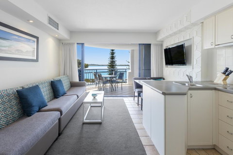 Ramada Resort By Wyndham Golden Beach - Accommodation Cairns 24