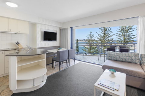 Ramada Resort By Wyndham Golden Beach - Accommodation Cairns 15