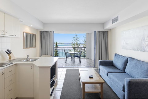 Ramada Resort By Wyndham Golden Beach - Accommodation Cairns 19