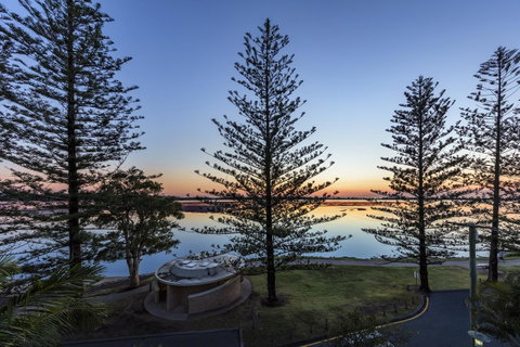 Ramada Resort By Wyndham Golden Beach - Accommodation Cairns 36
