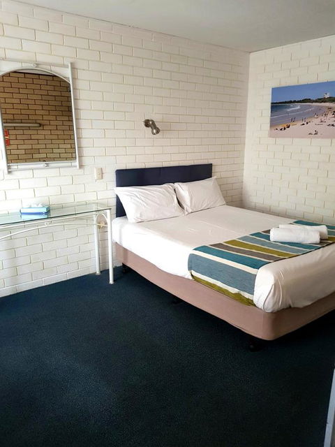 Twin Pines Motel - Accommodation Cairns 6
