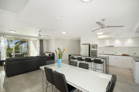 Mariners North Holiday Apartments - Accommodation Cairns 40