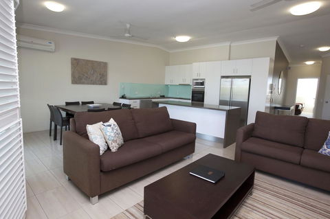 Mariners North Holiday Apartments - Accommodation Cairns 37