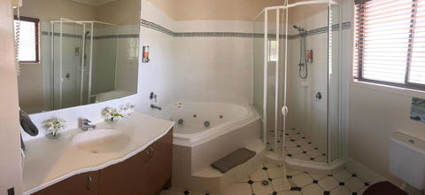 The Bearded Dragon Boutique Hotel - Accommodation Cairns 5