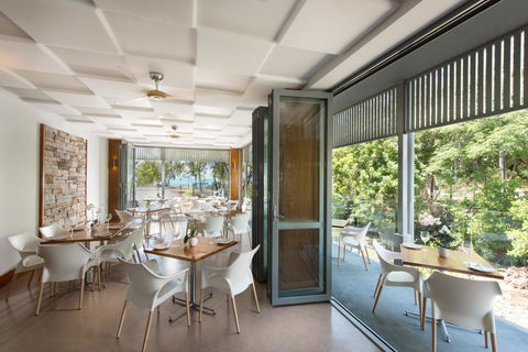 Heart Hotel And Gallery Whitsundays - Accommodation Cairns 6