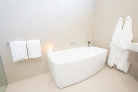 Pacific Hotel Cairns - Accommodation Cairns 23