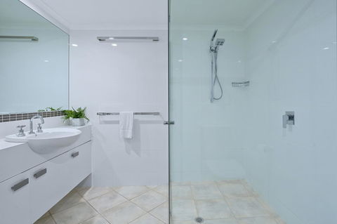 Noosa Tropicana - Accommodation Cairns 24