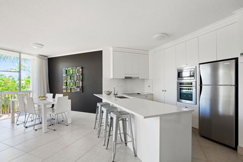 Noosa Tropicana - Accommodation Cairns 9