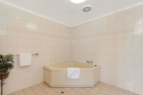 Econo Lodge Toowoomba Motel & Events Centre - Accommodation Cairns 21