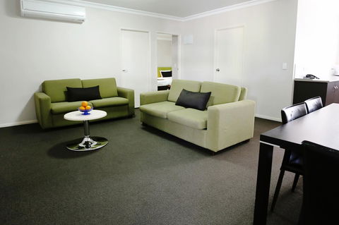 Drovers Motor Inn - Accommodation Cairns 11