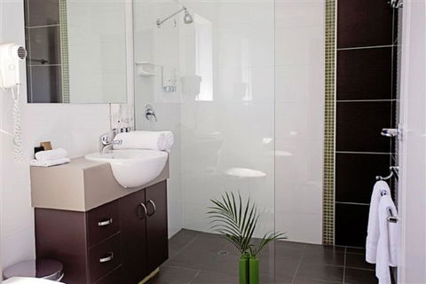 Drovers Motor Inn - Accommodation Cairns 5