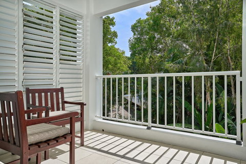 Palm Cove Paradise - Couples Spa Beach Getaway - Accommodation Cairns 10