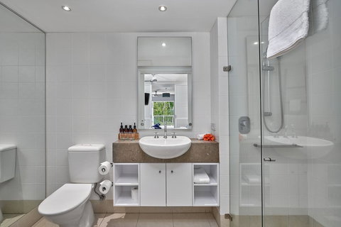 Palm Cove Paradise - Couples Spa Beach Getaway - Accommodation Cairns 5