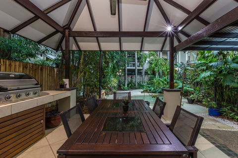 Sea Point On Trinity Beach - Accommodation Cairns 22