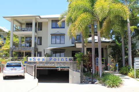 Sea Point On Trinity Beach - Accommodation Cairns 1