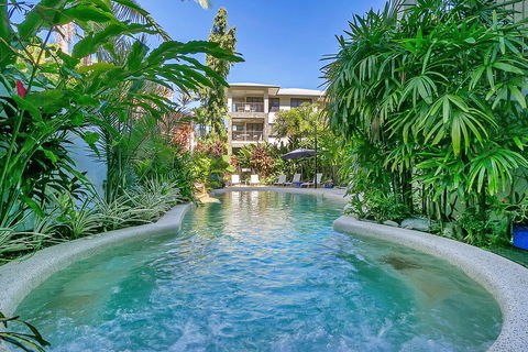 Sea Point On Trinity Beach - Accommodation Cairns 0