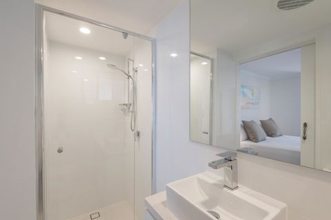 Munna Beach Apartments - Accommodation Cairns 3