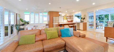 Jamaica Beach House - Accommodation Cairns 38
