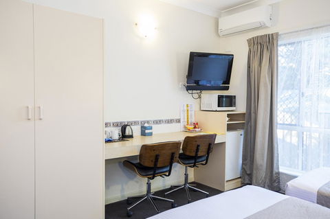 Emerald Maraboon Motor Inn - Accommodation Cairns 43