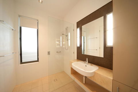The Boathouse Apartments - Accommodation Cairns 13