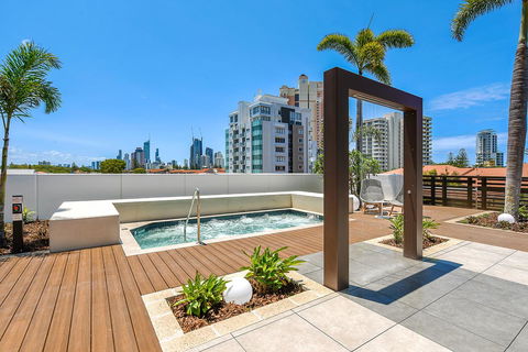 Qube Broadbeach - Accommodation Cairns 27
