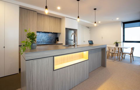 Qube Broadbeach - Accommodation Cairns 12