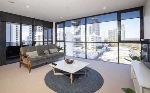 Qube Broadbeach - Accommodation Cairns 14