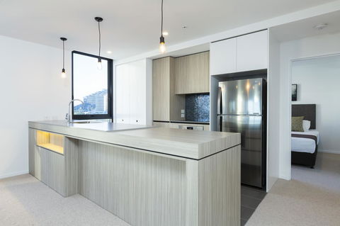 Qube Broadbeach - Accommodation Cairns 38