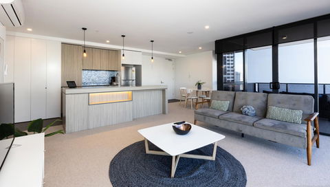 Qube Broadbeach - Accommodation Cairns 13