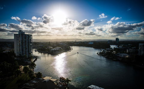 Tiki Hotel Apartments Surfers Paradise - Accommodation Cairns 2