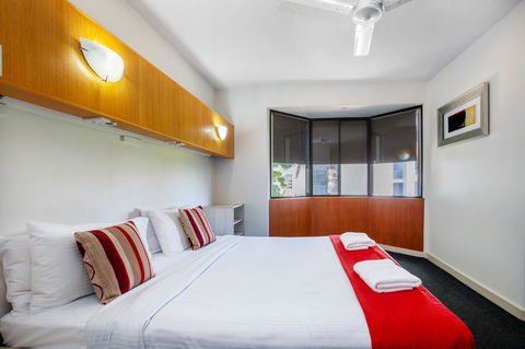 Tiki Hotel Apartments Surfers Paradise - Accommodation Cairns 1