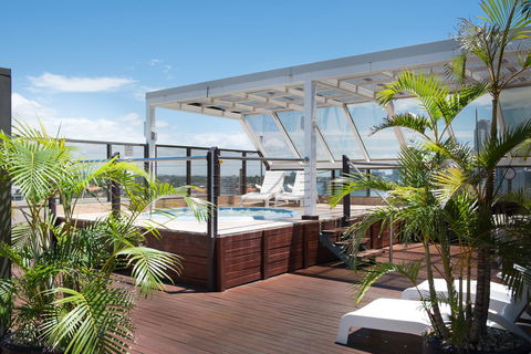 Tiki Hotel Apartments Surfers Paradise - Accommodation Cairns 0