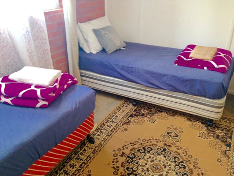 XYL Pets Friendly Seaside Boutique Guesthouse - Accommodation Cairns 8