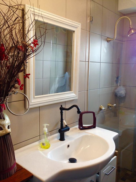 XYL Pets Friendly Seaside Boutique Guesthouse - Accommodation Cairns 1