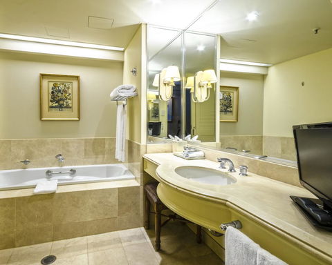 Stamford Plaza Brisbane - Accommodation Cairns 10