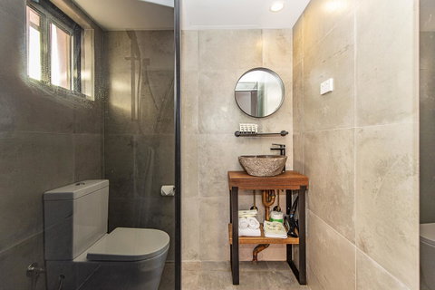The Pink Hotel Coolangatta - Accommodation Cairns 31