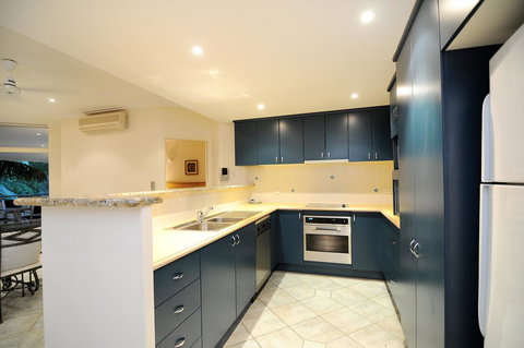 Oasis At Palm Cove - Accommodation Cairns 20