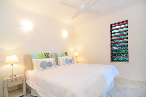Oasis At Palm Cove - Accommodation Cairns 7