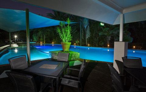 Oasis At Palm Cove - Accommodation Cairns 8